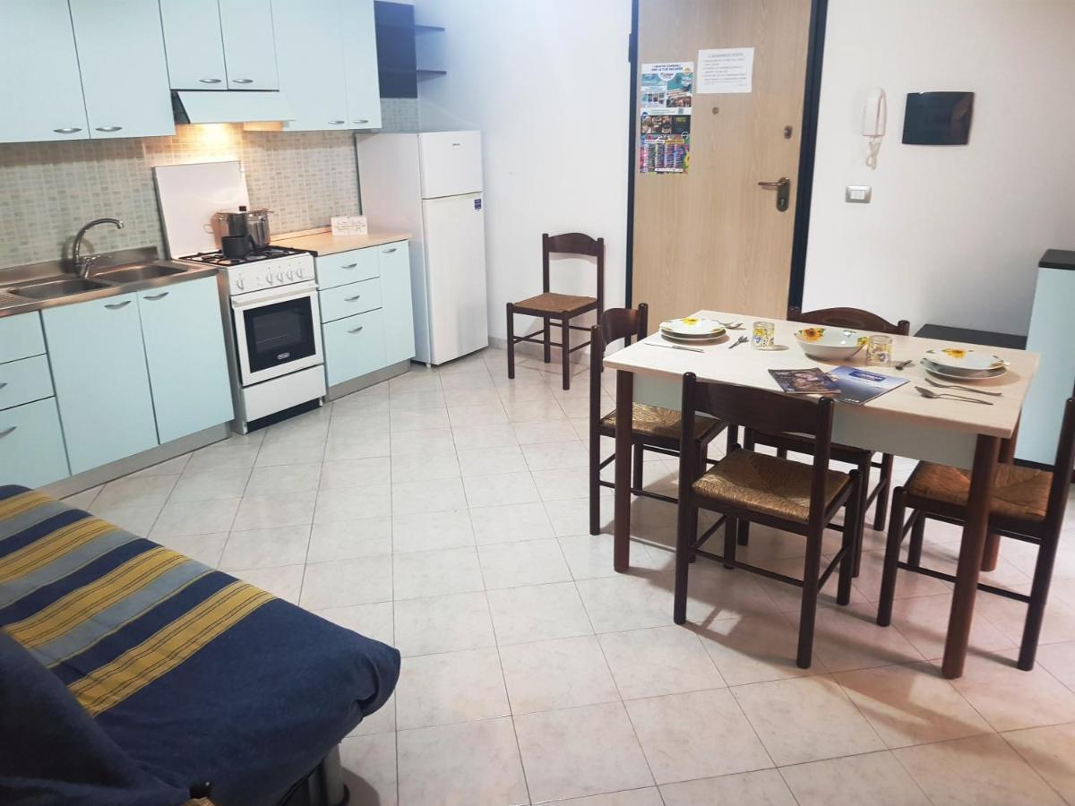 Case Vacanza Ioniantravel Gallipoli Bagian luar foto